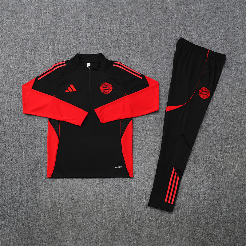 2025/26 FC Bayern MunichTraining Kit