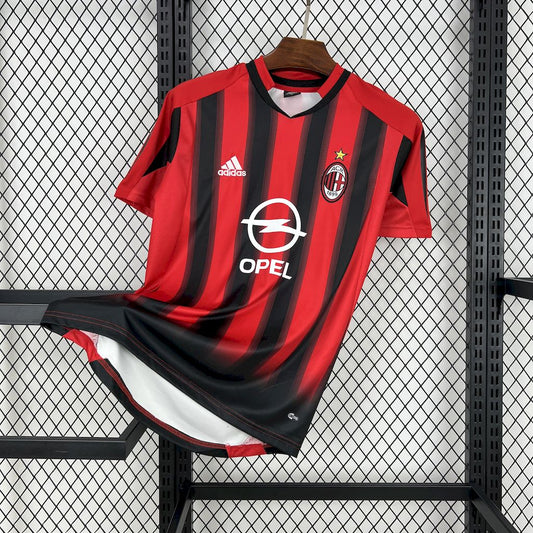 AC Milan 2004/05 Home Retro
Jersey