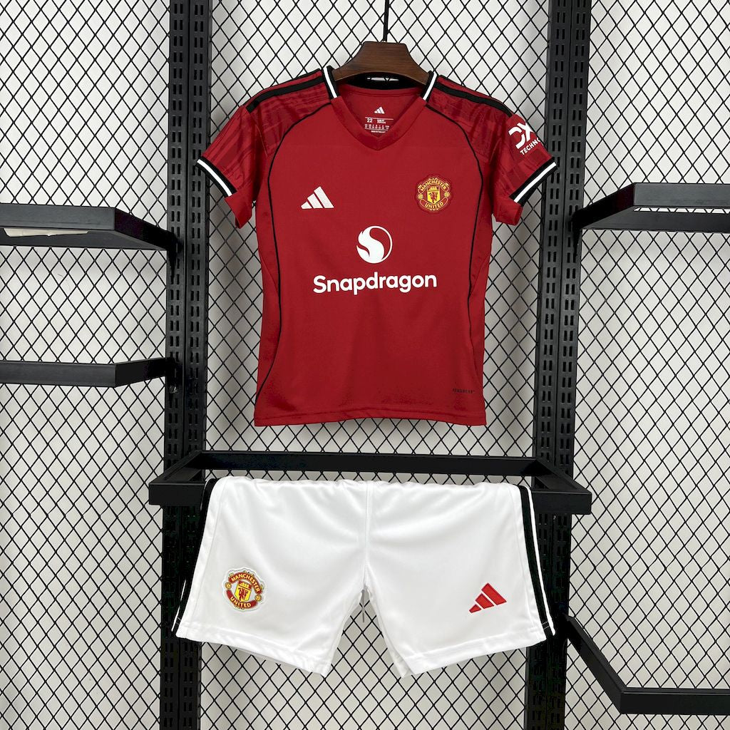 2025/26 Manchester United Kid’s Home Set