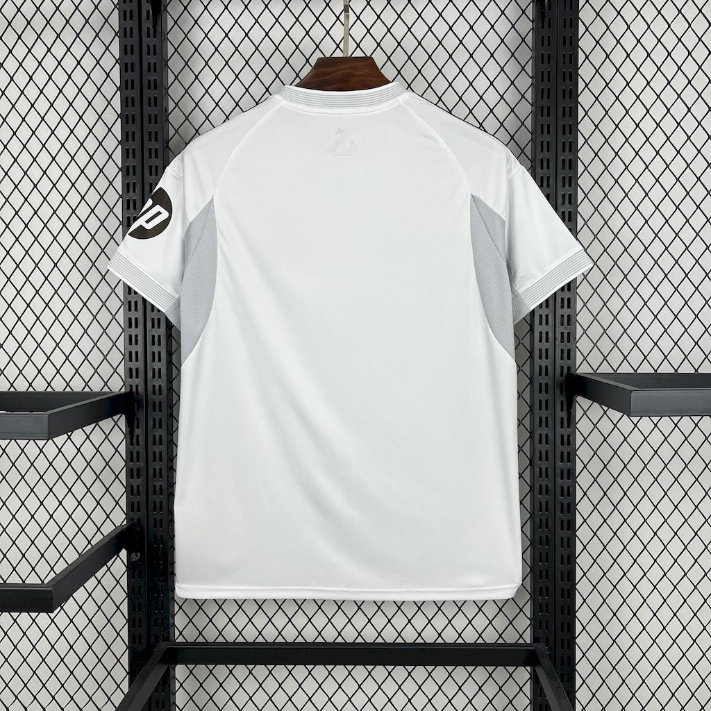 Maillot domicile Real Madrid 2025/26