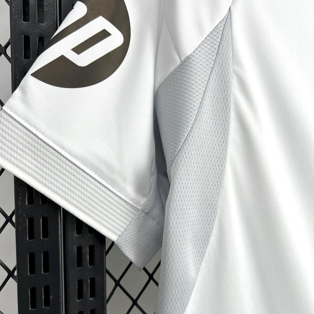 Maillot domicile Real Madrid 2025/26