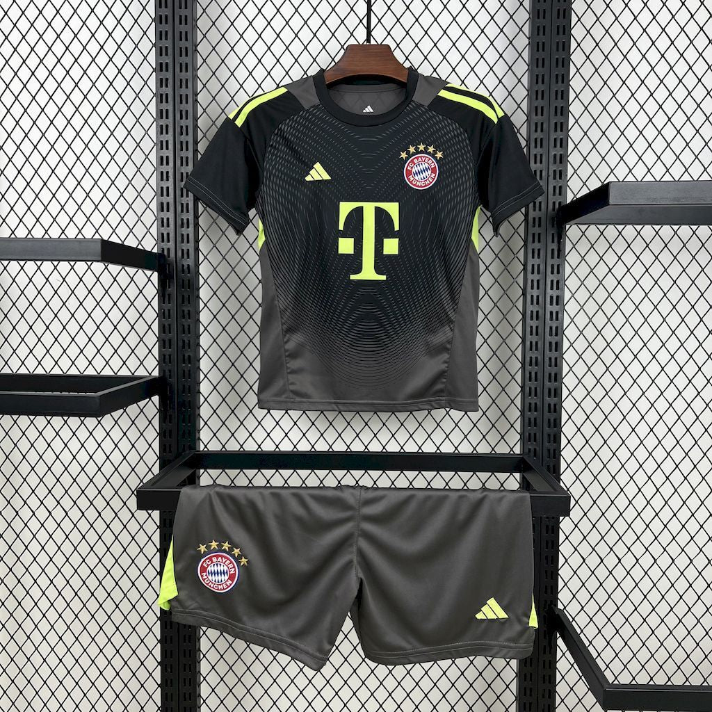 2025/26 Bayern Kid’s Set