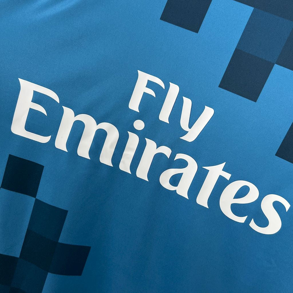 Real Madrid 17/18 Training Retro Shirt