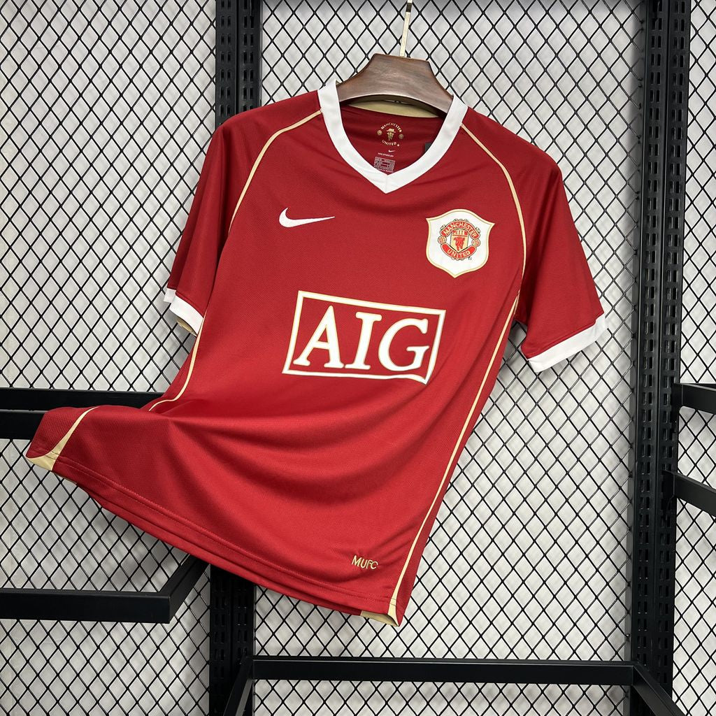 Manchester United 2006/07
Home Retro Jersey